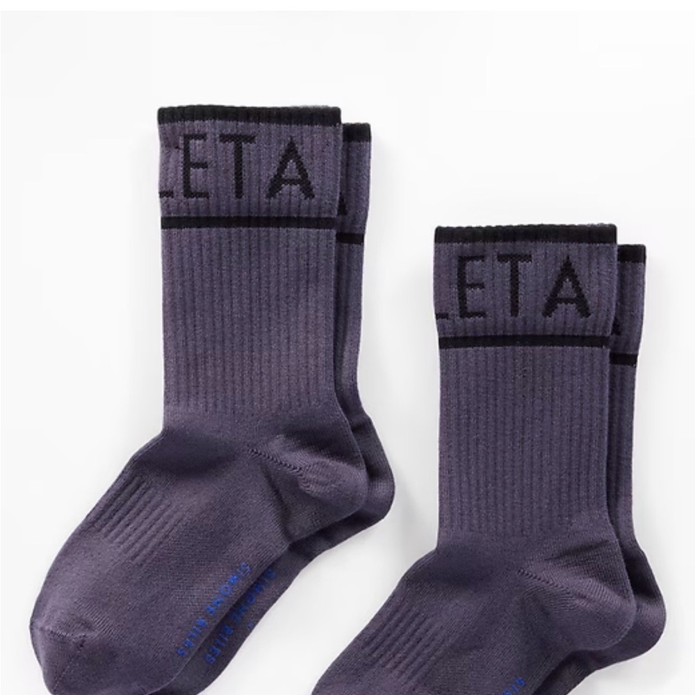 Girls Athleta Socks
